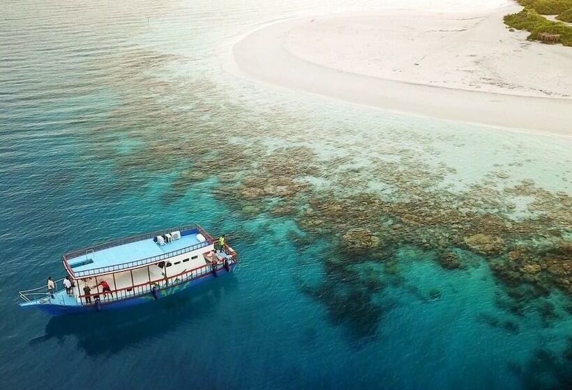 هتل Umet Stay, Fishing And Diving