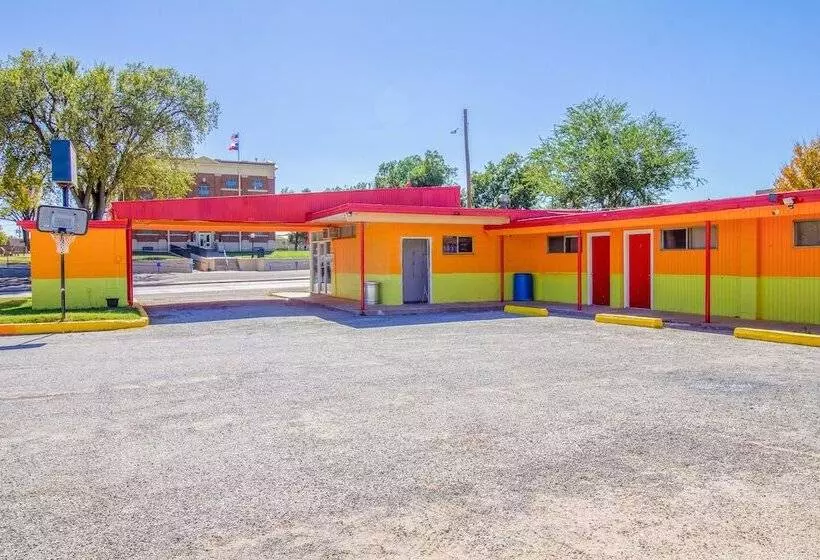 Hotelli Wheeler Inn Texas, Us  83 By Oyo