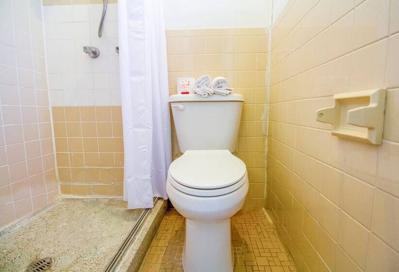 호텔 Wheeler Inn Texas, Us  83 By Oyo