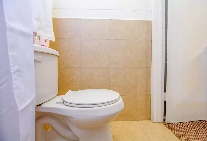 Hotelli Wheeler Inn Texas, Us  83 By Oyo