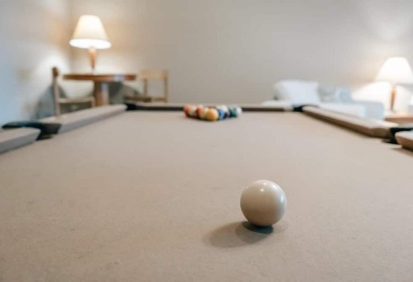 Ma Cook Lodge Sharps Chapel