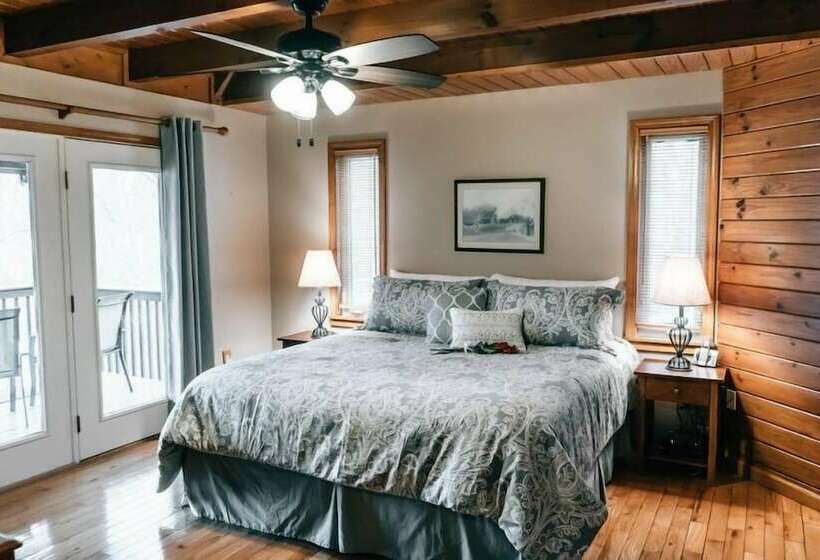 Ma Cook Lodge Sharps Chapel