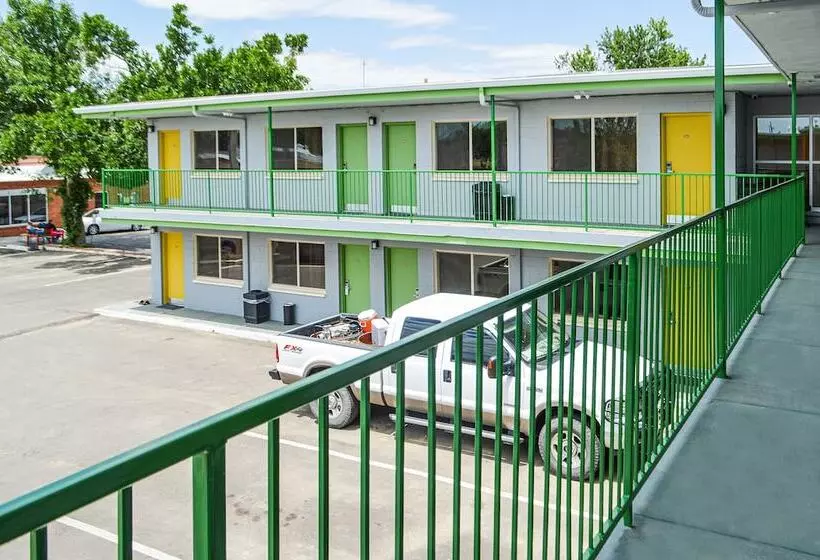 Motelli Greeley University Inn