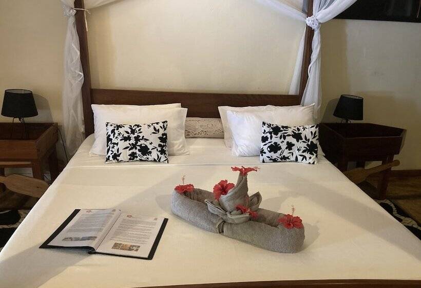 پانسیون 293 On Komba Guest Lodge Adults Only