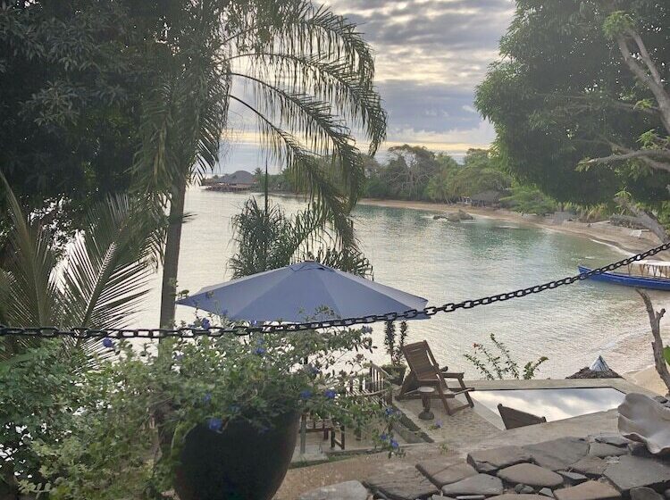 پانسیون 293 On Komba Guest Lodge Adults Only