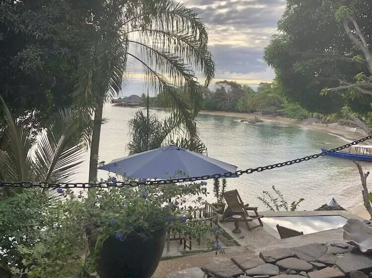 پانسیون 293 On Komba Guest Lodge   Adults Only
