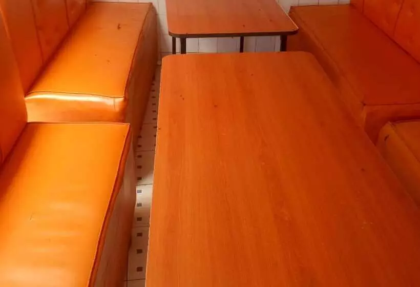 پانسیون Bidii Bar & Restaurant