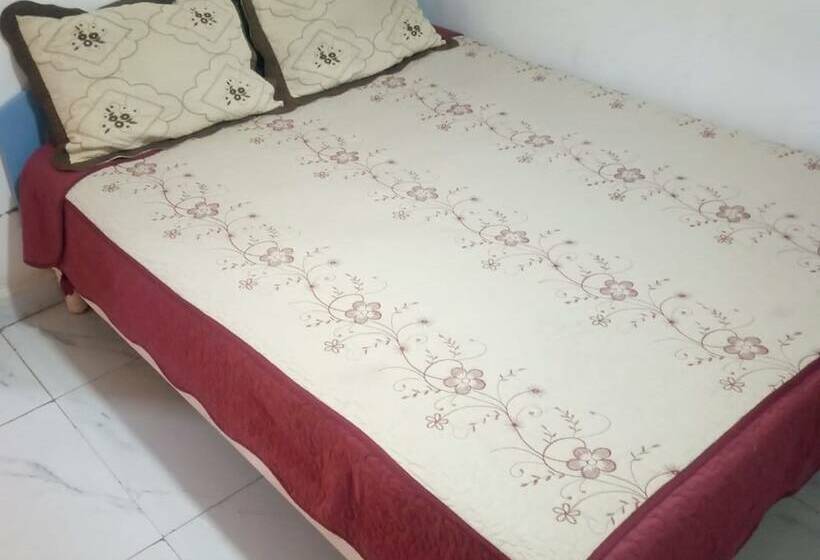 پانسیون Serene Gates Guest House