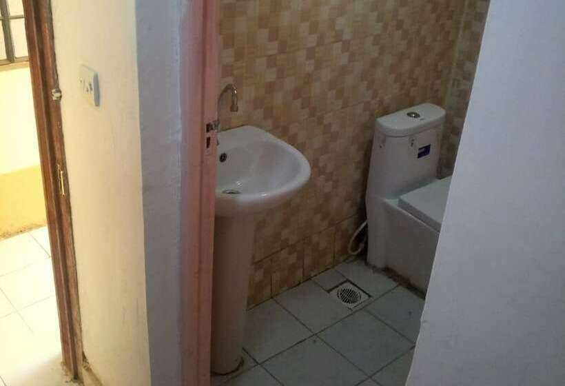 پانسیون Serene Gates Guest House