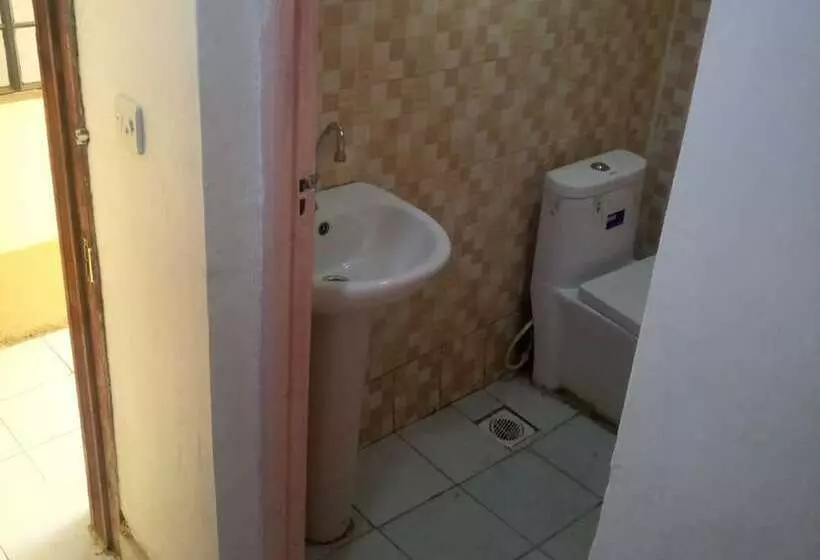 پانسیون Serene Gates Guest House