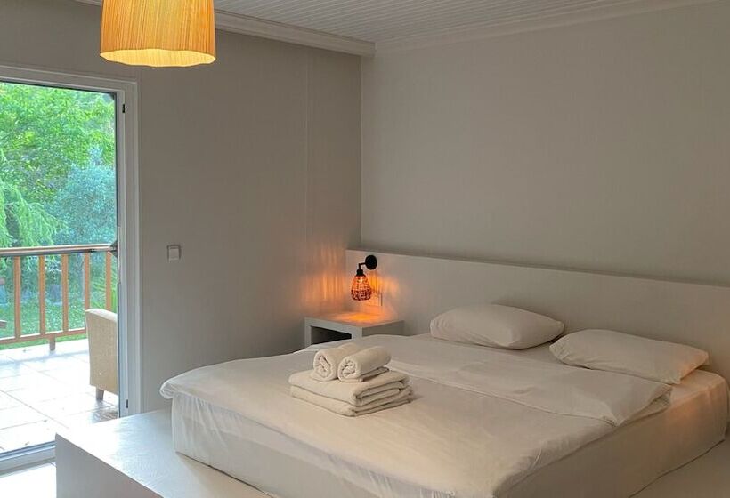 膳宿费 Bhavana Gokova