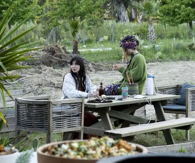 Majatalo Bhavana Gokova