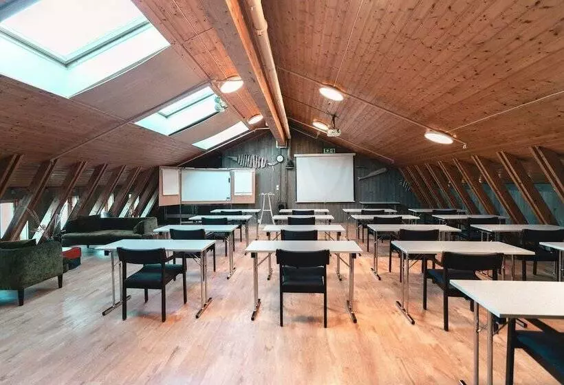 Lomakeskus Skårungen   Hotel, Cabins And Camping