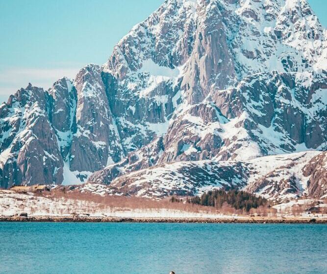 리조트 Skårungen   Hotel, Cabins And Camping