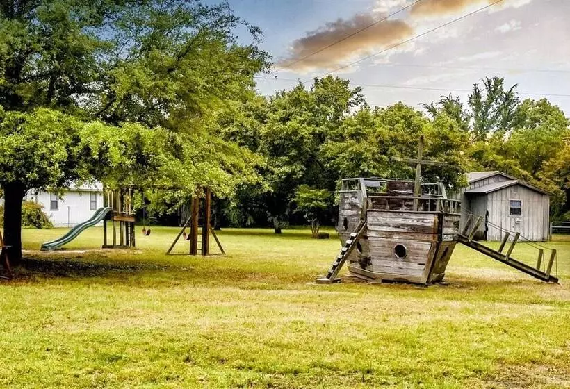 The Venue At Three Points