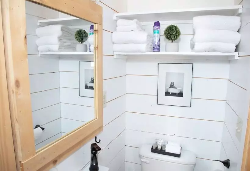 Trail And Hitch Tiny Home Hotel And Rv