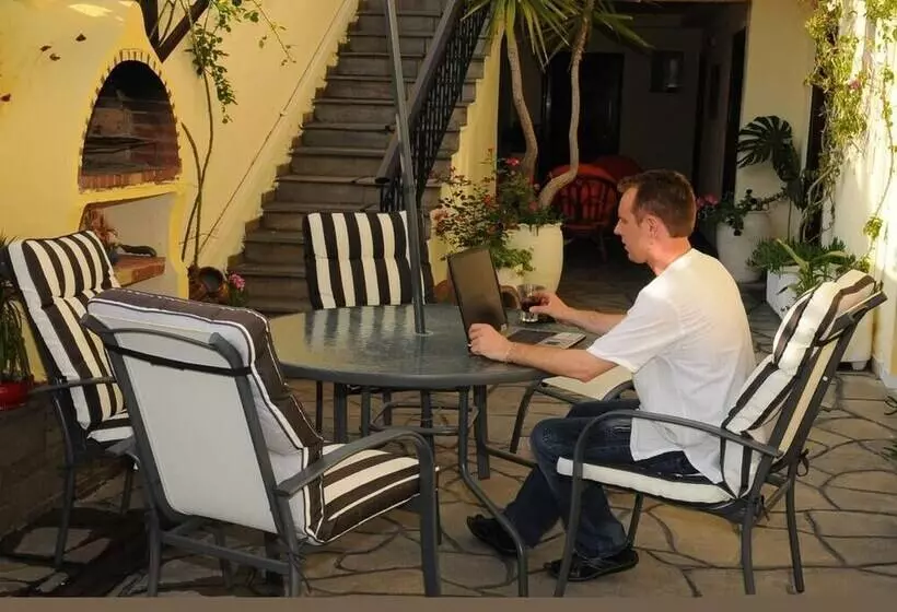 Welcome To Hotel ,,petunia,, In Neos Marmaras,xalkidiki ,greece,in Para18dise