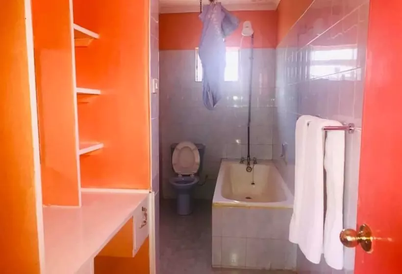 تختخواب و صبحانه Watercrest Gardens