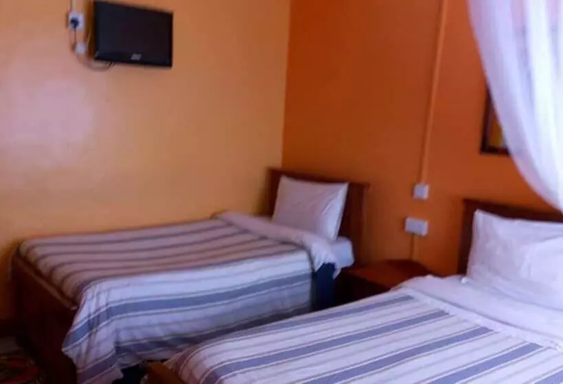 تختخواب و صبحانه Watercrest Gardens