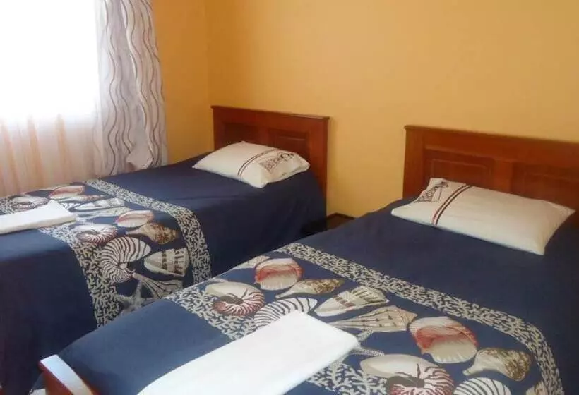 تختخواب و صبحانه Watercrest Gardens