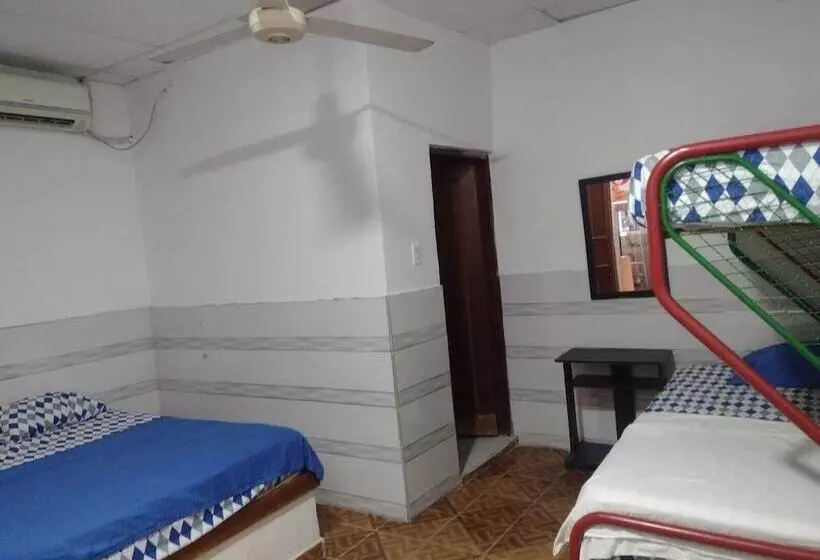 هاستل Maranatha Hostal