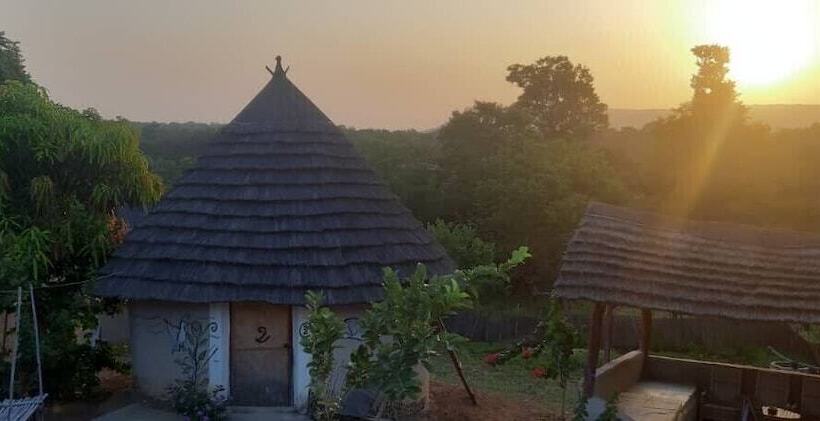 호텔 Campement Tako Mayo