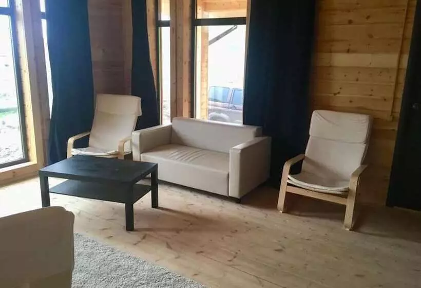 ホテル Cedar Grass Teriberka