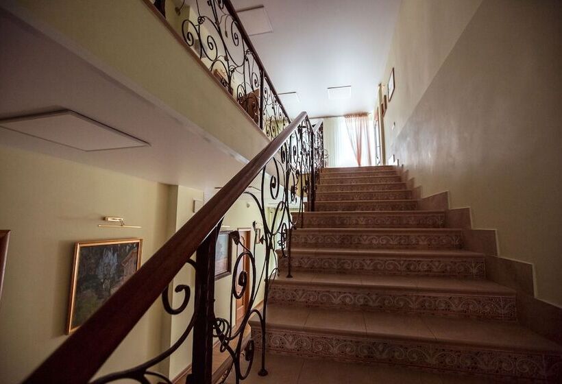 בית מלון כפרי Chaika