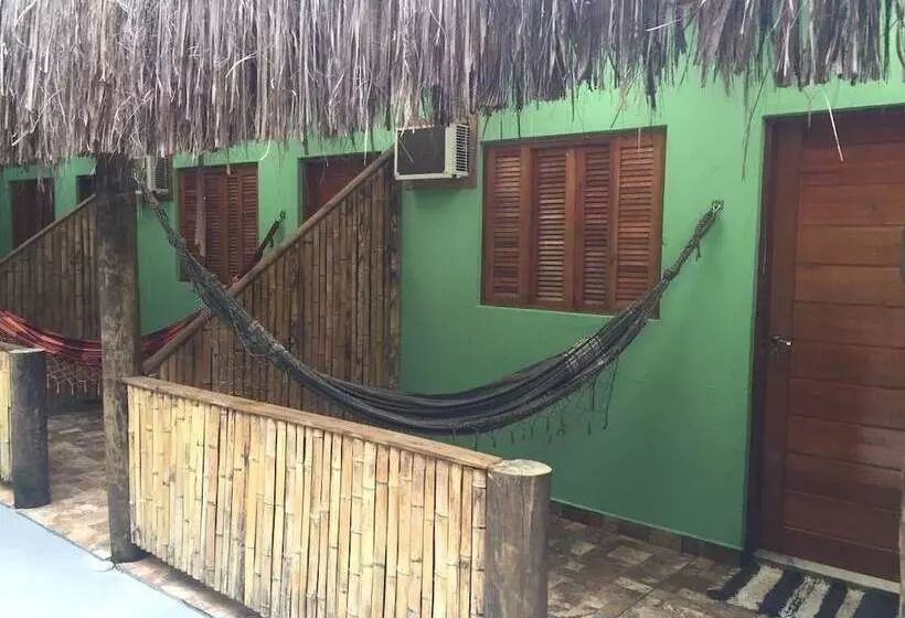 Hotelli Condmínio Lula Mar