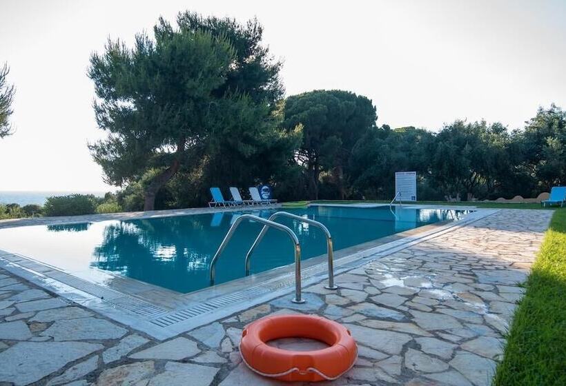 Отель Golden Sand Apartments