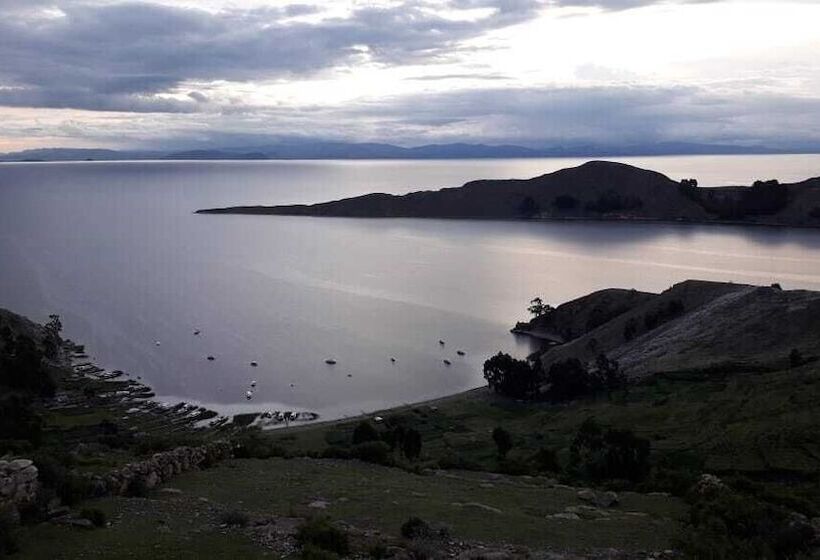 هتل Hostal Jallalla