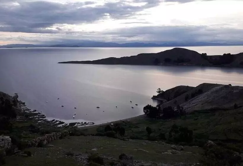 هتل Hostal Jallalla