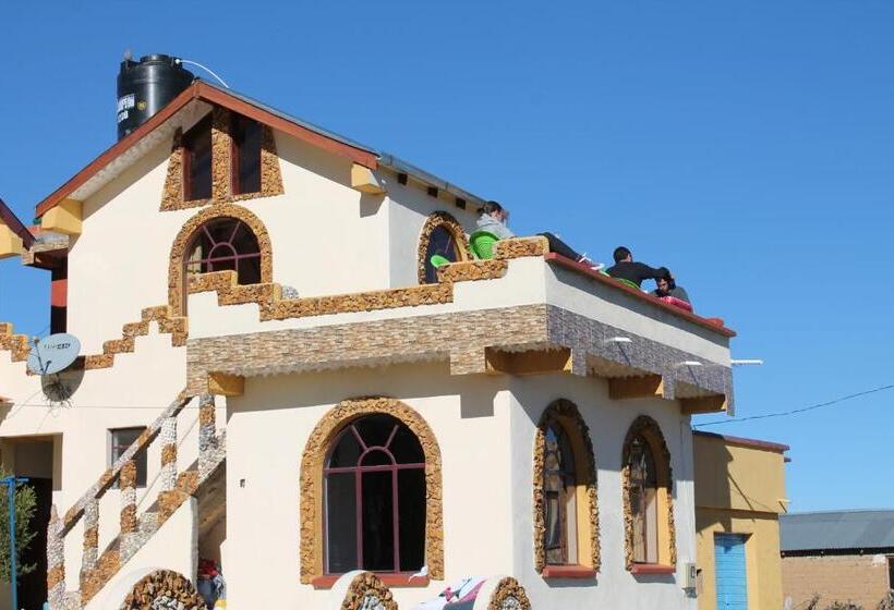 هتل Hostal Jallalla