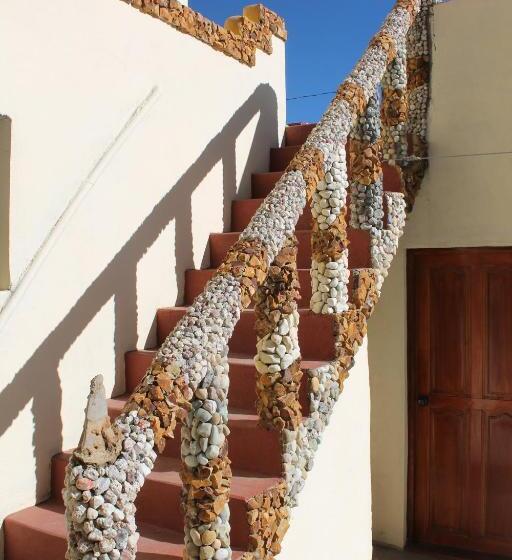 هتل Hostal Jallalla