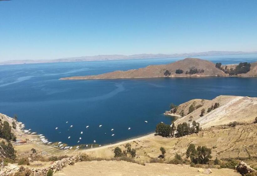 هتل Hostal Jallalla