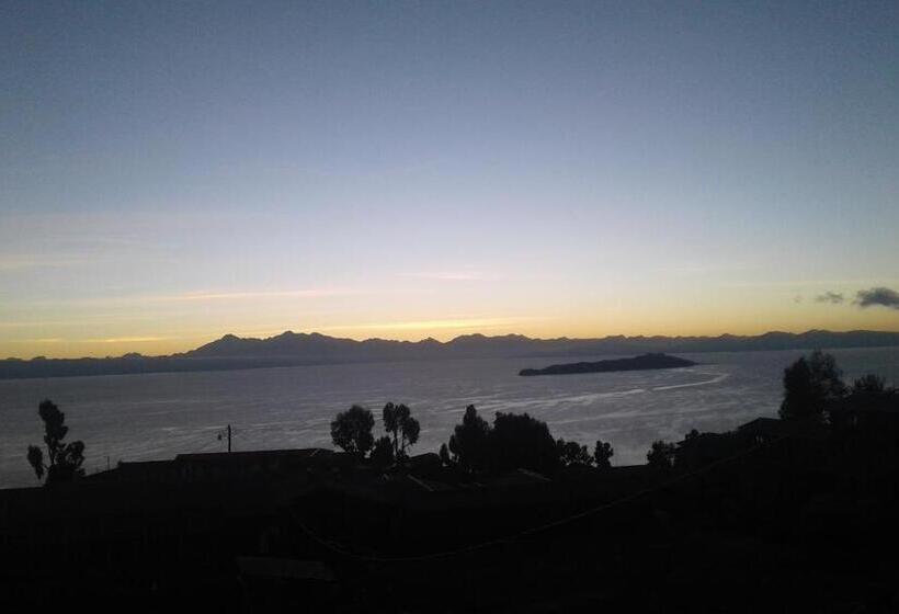 هتل Hostal Jallalla