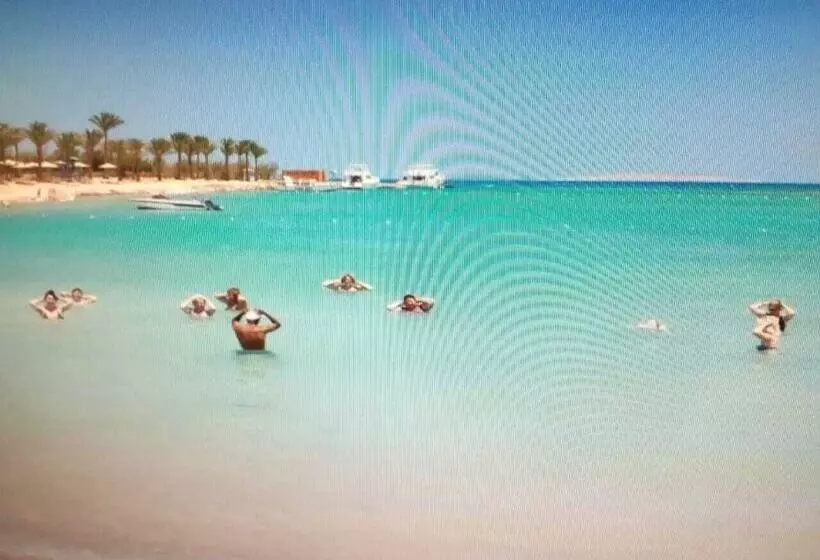 هتل Hurgada Mirage Beach Chalet & Aqua Park