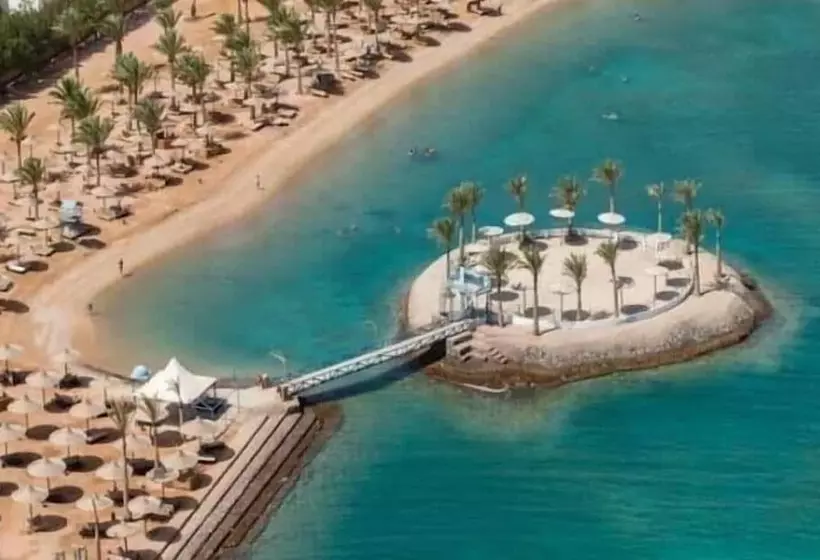هتل Hurgada Mirage Beach Chalet & Aqua Park