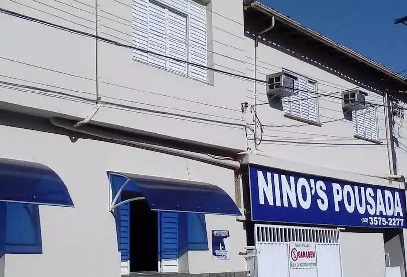 ホテル Nino S Pousada