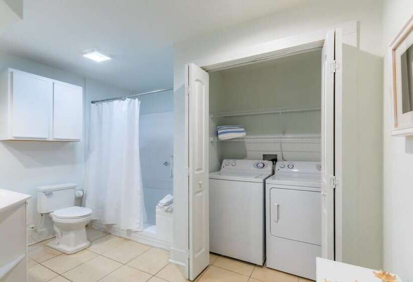 فندق One Club Gulf Shores