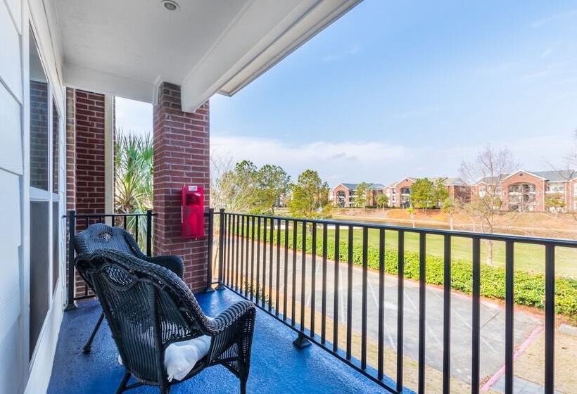 فندق One Club Gulf Shores