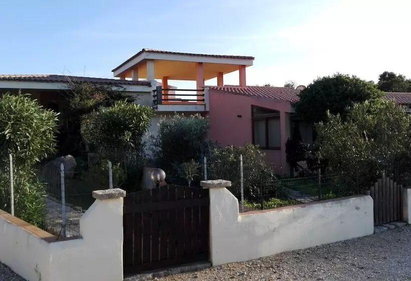 هتل Residence Rena 2000