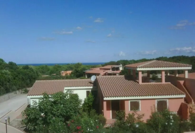 هتل Residence Rena 2000