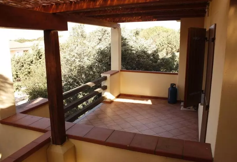 هتل Residence Rena 2000