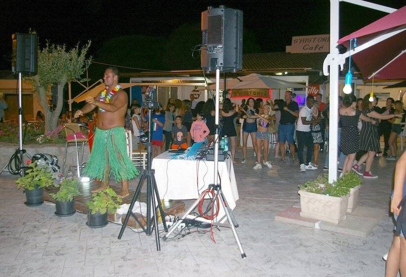 فندق Residence Rena 2000