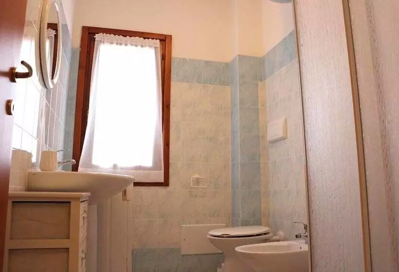 هتل Residence Rena 2000