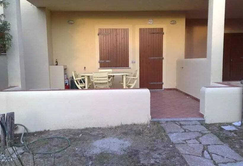 هتل Residence Rena 2000