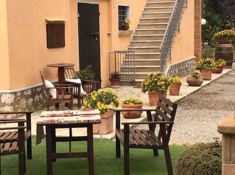 בית מלון כפרי Agriturismo Santa Lucia