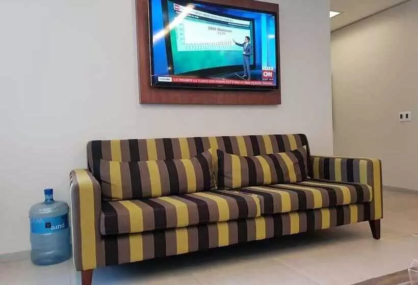 Mulandabi Hotels