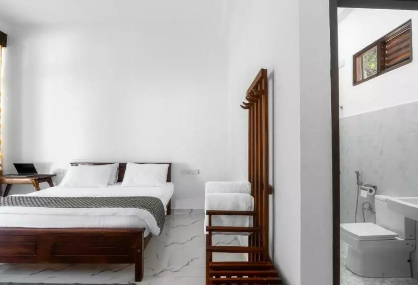 Majatalo Arugambay Resort